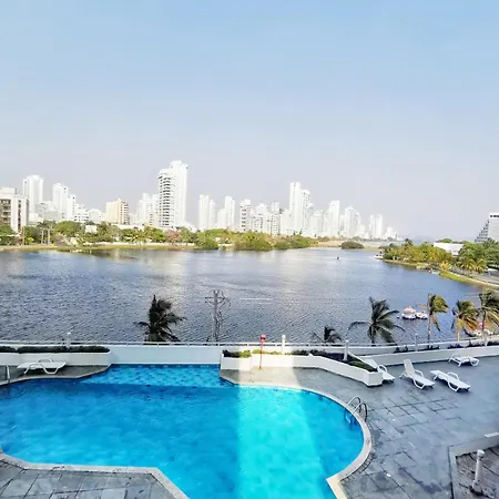 Torres Del Por Parceros Group Apartamento *