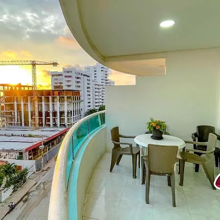Torres Del Por Parceros Group Apartamento