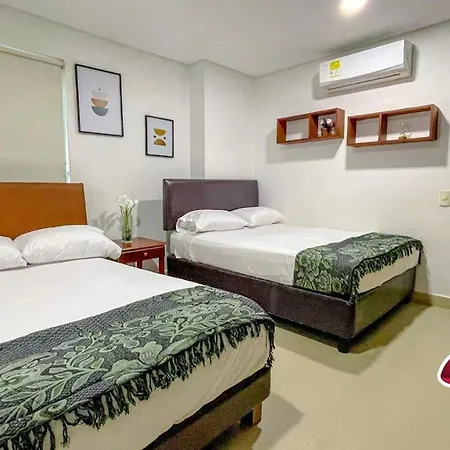 Torres Del Por Parceros Group Apartamento